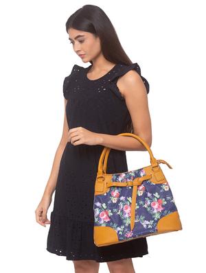 blue leatherette (pu) regular handbag - 17332933 - Standard Image - 5