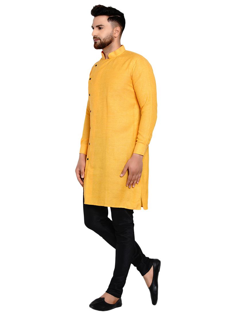 yellow self design long kurta - 17332966 - Zoom Image - 2