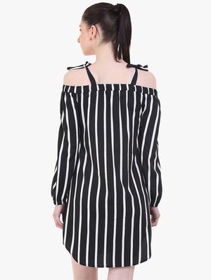 tie knot shoulder striped shift dress - 17333387 - Standard Image - 3