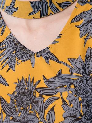choker neck bell sleeved top - 17333407 - Standard Image - 5