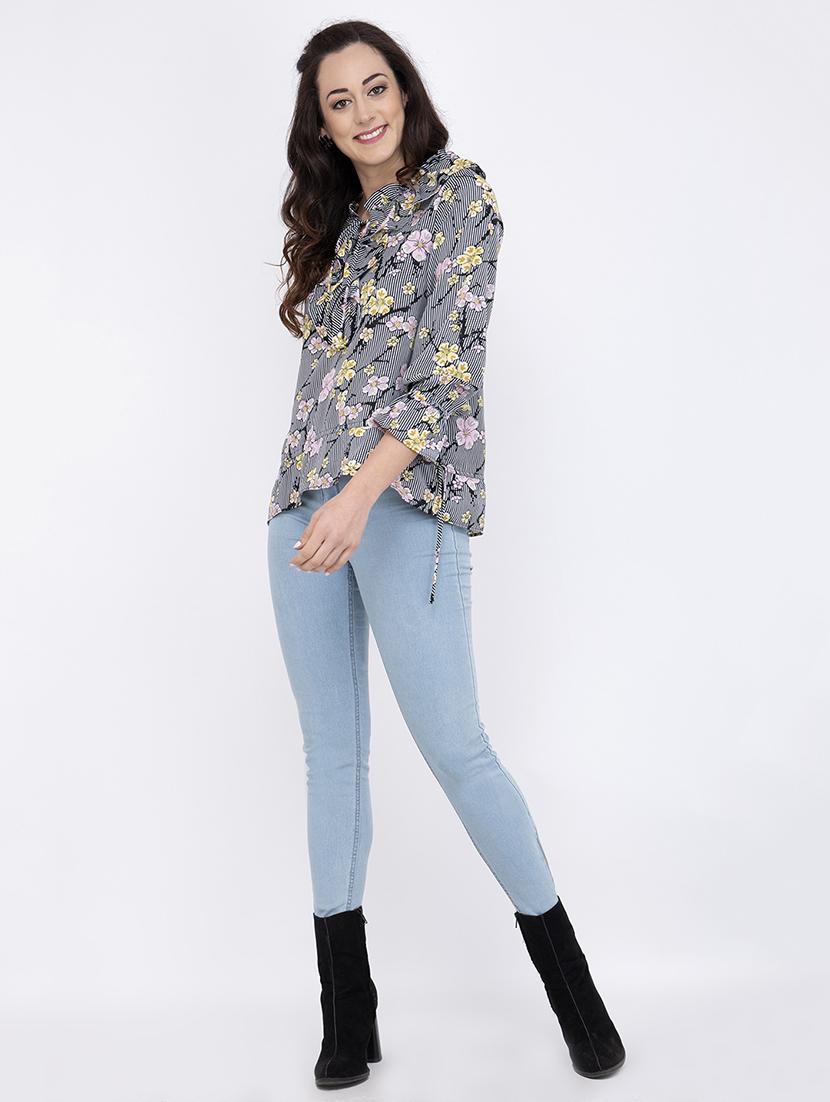 tie up neck floral top - 17333432 - Zoom Image - 4