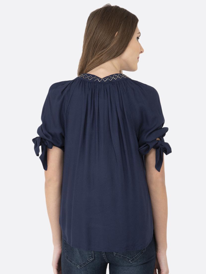 tie up sleeves button up top - 17333527 - Zoom Image - 3