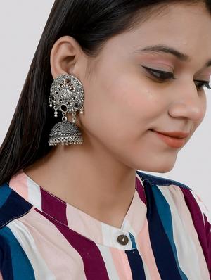 silver brass jhumka earring - 17333762 - Standard Image - 3