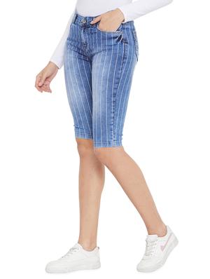 mid rise stone washed capri - 17333984 - Standard Image - 2