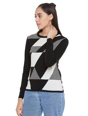 round neck abstract pullover - 17333996 - Standard Image - 2