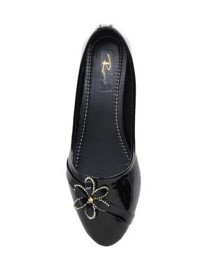black leatherette slip on sandals - 17334011 - Standard Image - 4