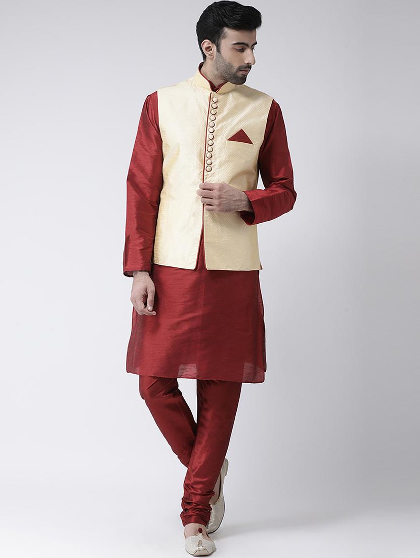maroon solid kurta pyjama set with cream jacquard nehru jacket - 17335110 - Zoom Image - 1