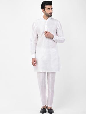 white solid kurta pyjama set with maroon floral print nehru jacket - 17335116 - Standard Image - 4