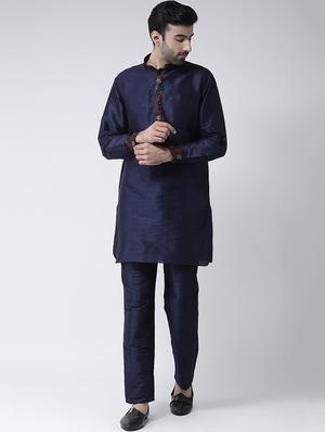 navy blue solid kurta pyjama set with navy blue jacquard nehru jacket - 17335138 - Standard Image - 4