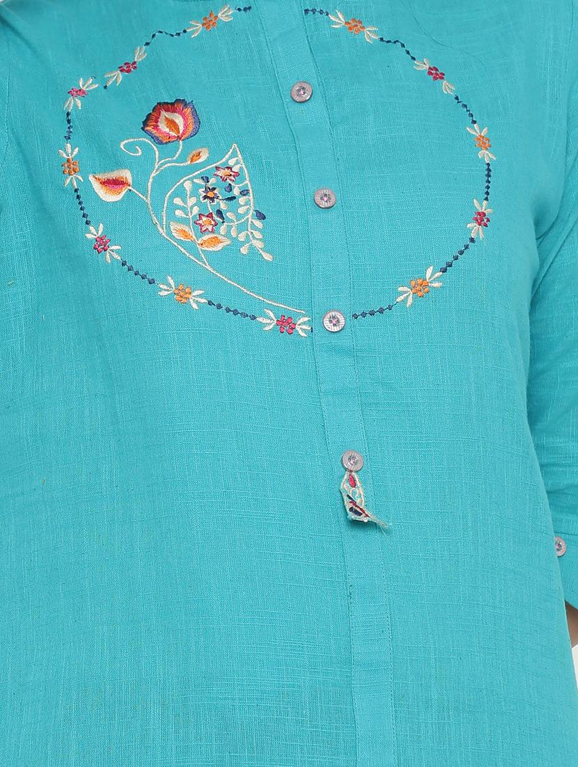 embroidered straight kurta - 17335272 - Zoom Image - 4