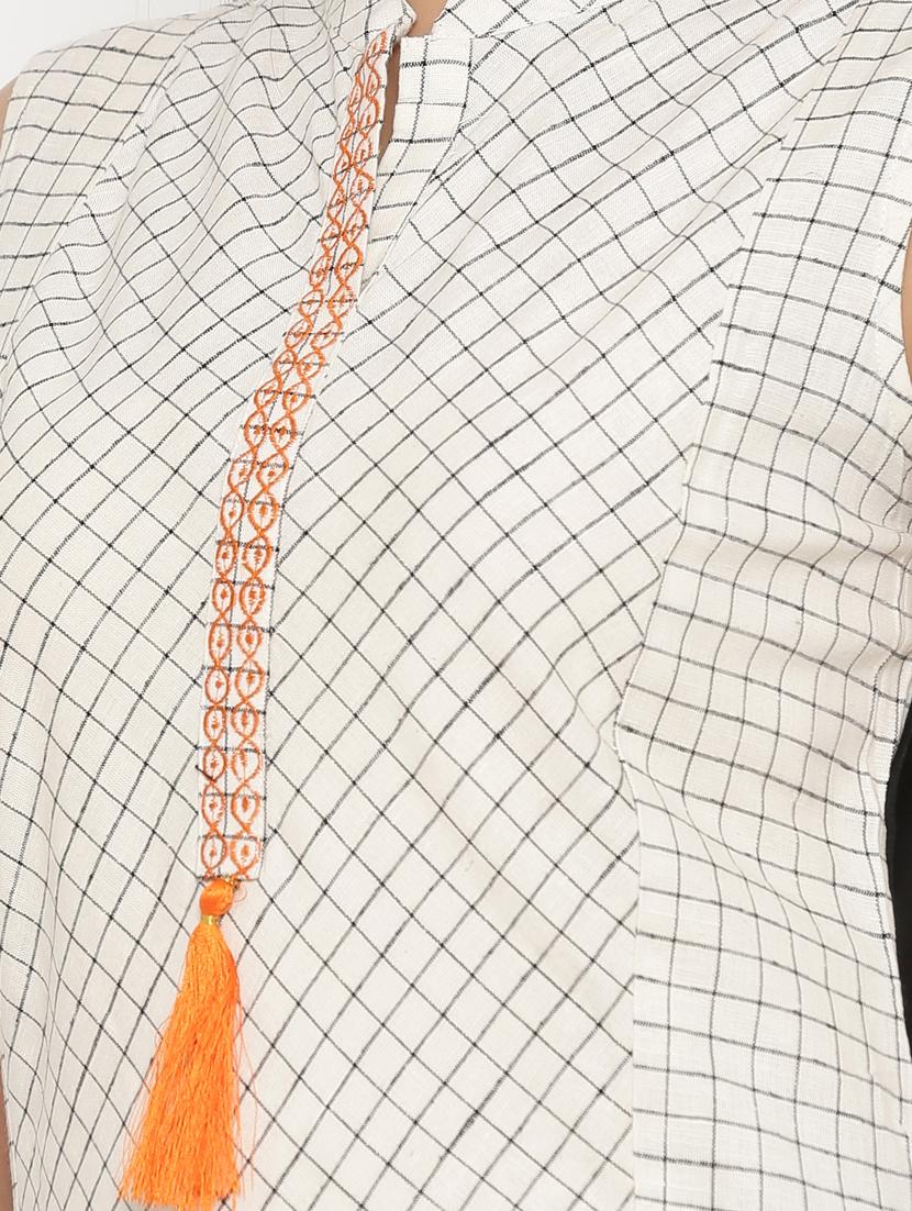 checkered straight kurta - 17335274 - Zoom Image - 4