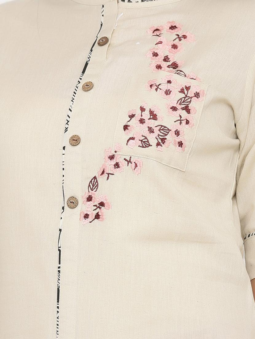 embroidered straight kurta - 17335276 - Zoom Image - 4