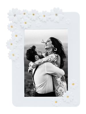 white floral photo frame - 17335754 - Standard Image - 2