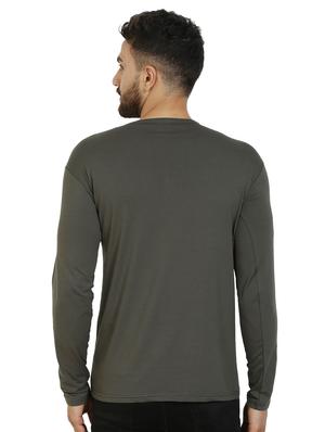 olive green solid t-shirt - 17335799 - Standard Image - 3