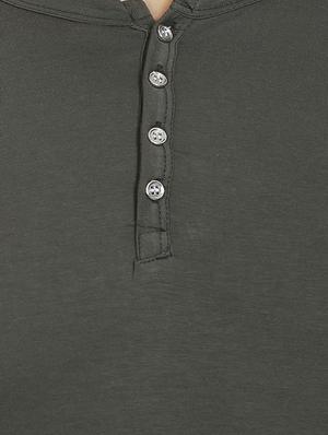olive green solid t-shirt - 17335799 - Standard Image - 5