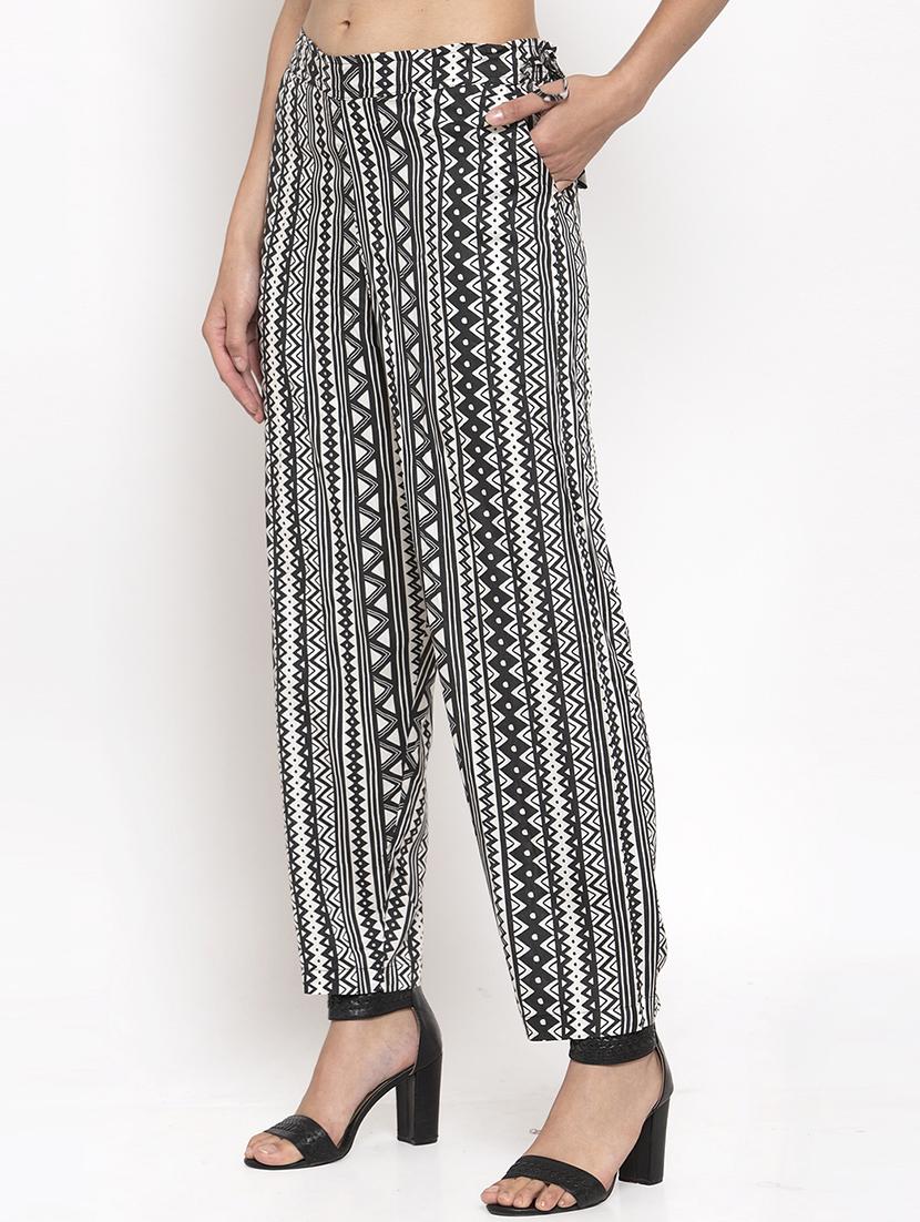 mid rise printed palazzo - 17336028 - Zoom Image - 2