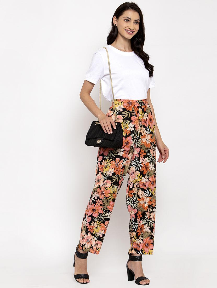high rise floral trouser - 17336031 - Zoom Image - 4