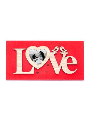 red wooden love shape photo frame - 17336213 - Standard Image - 2