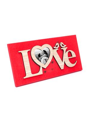red wooden love shape photo frame - 17336213 - Standard Image - 3