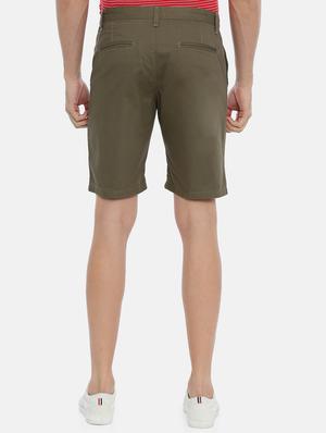 olive green solid bermuda shorts - 17337217 - Standard Image - 3
