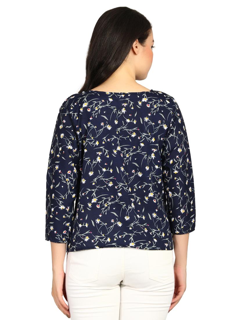 round neck floral top - 17338534 - Zoom Image - 3