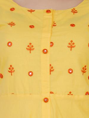 yoke embroidered flared kurta - 17340022 - Standard Image - 4