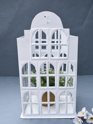 house candle holder - 17340143 - Standard Image - 2
