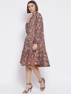 mandarin neck printed dress - 17341455 - Standard Image - 3