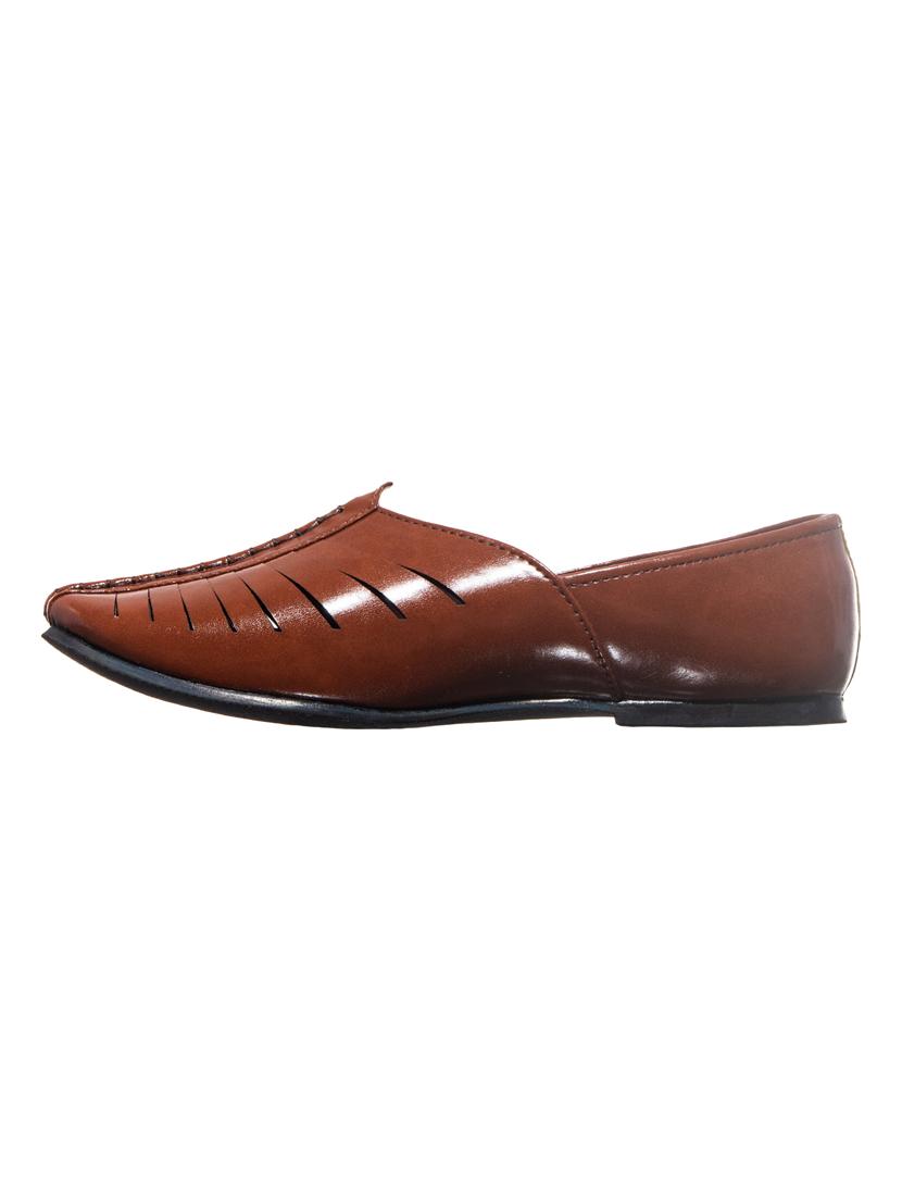 brown slip on jutis - 17341550 - Zoom Image - 2