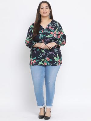 v neck tropical plus top - 17341778 - Standard Image - 4