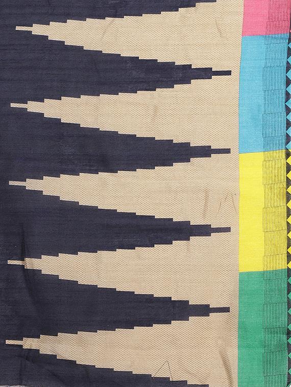 geometric printed saree with blouse - 17342303 - Zoom Image - 4