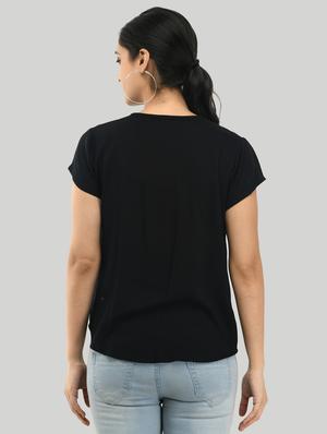 round neck solid tee - 17344418 - Standard Image - 4