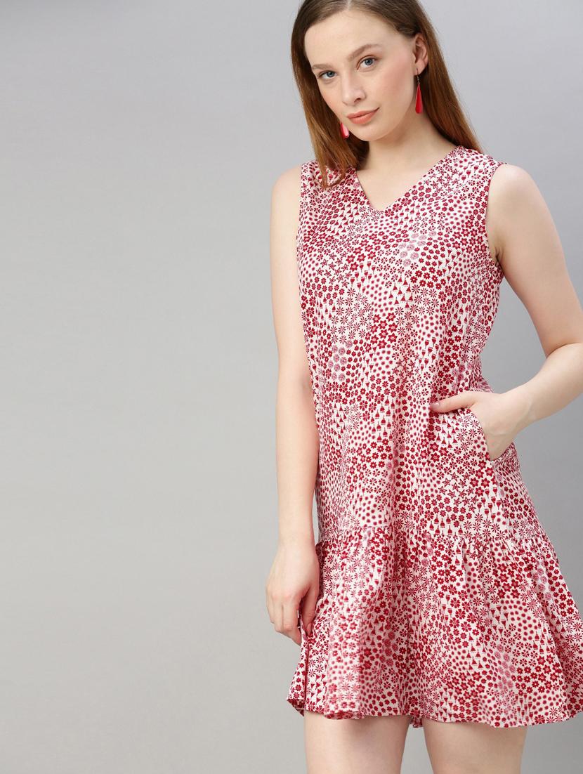 pocket detail floral dress - 17345614 - Zoom Image - 2