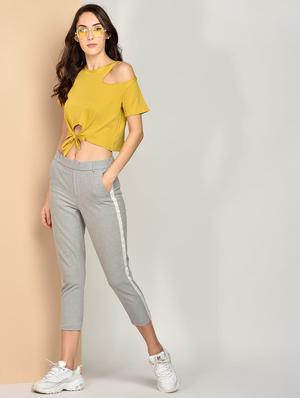 tie front solid crop top - 17349636 - Standard Image - 4