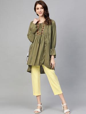 yoke embroidered a-line kurta - 17349744 - Standard Image - 4