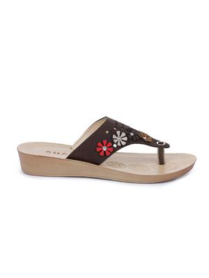 brown pu flip flops - 17350892 - Standard Image - 2