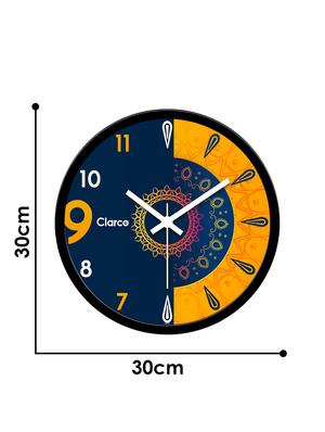 designer round wall clock - 17352065 - Standard Image - 5
