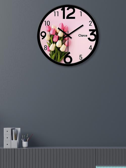 designer round wall clock - 17352073 - Standard Image - 1