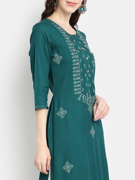 embroidered straight kurta - 17353025 - Zoom Image - 4