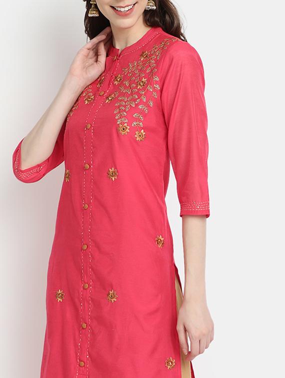 embroidered straight kurta - 17353031 - Zoom Image - 4
