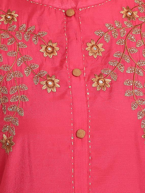 embroidered straight kurta - 17353031 - Zoom Image - 5