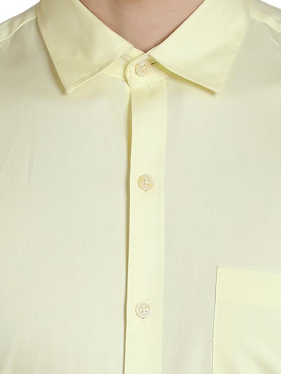 yellow solid casual shirt - 17353073 - Zoom Image - 5