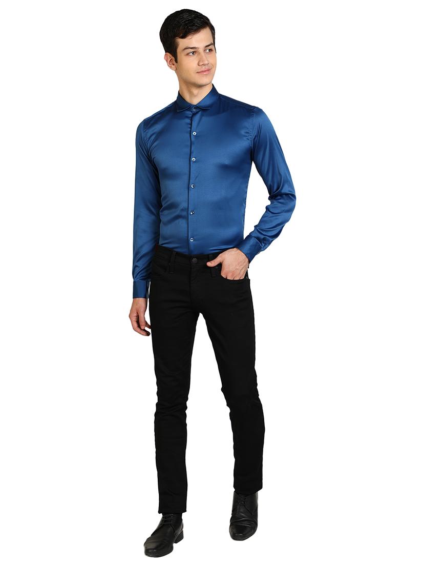 blue solid casual shirt - 17353094 - Zoom Image - 4