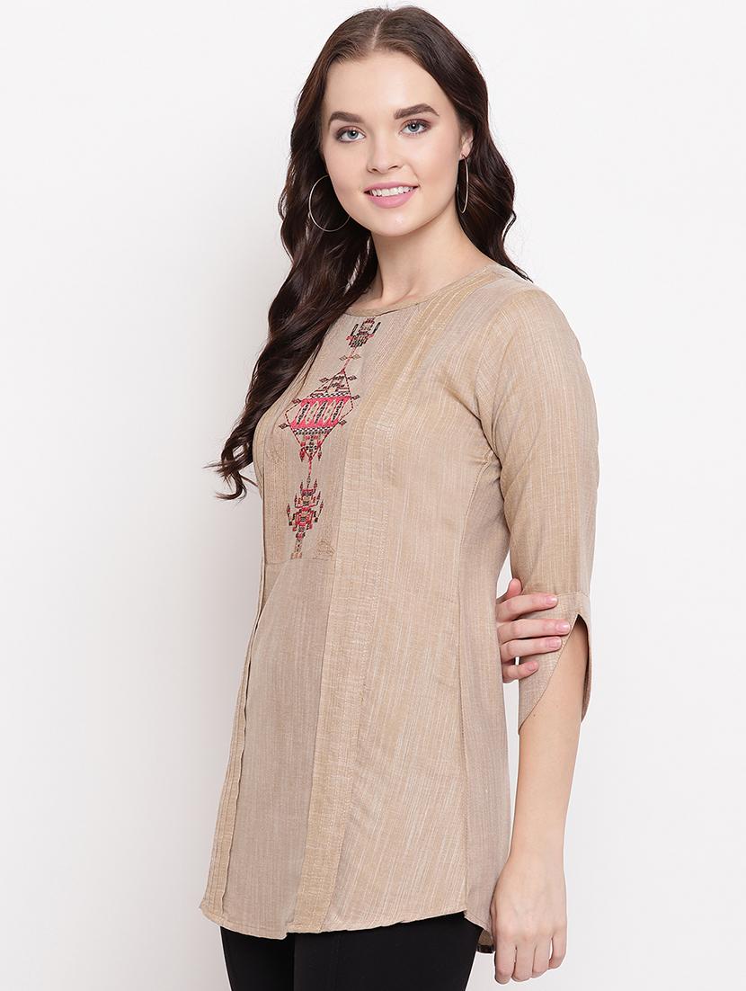 embroidered a-line kurti - 17355667 - Zoom Image - 2
