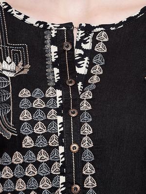 embroidered a-line kurti - 17355685 - Standard Image - 4