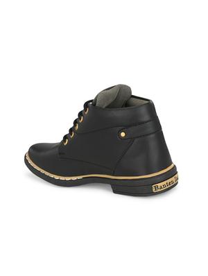 black solid hiking boots - 17357891 - Standard Image - 3