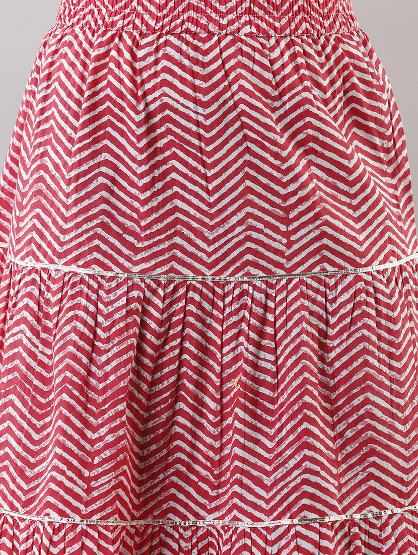 bandhani print kurta skirt set - 17357903 - Zoom Image - 5