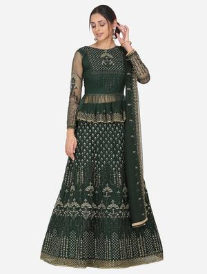 embroidered flared lehenga - 17359937 - Standard Image - 2