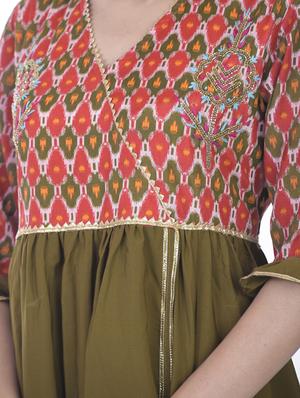 ikat print flared ethnic dress - 17360790 - Standard Image - 4