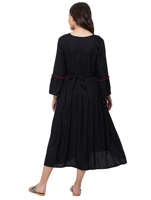 tie up neck maternity wear dress - 17361640 - Standard Image - 3